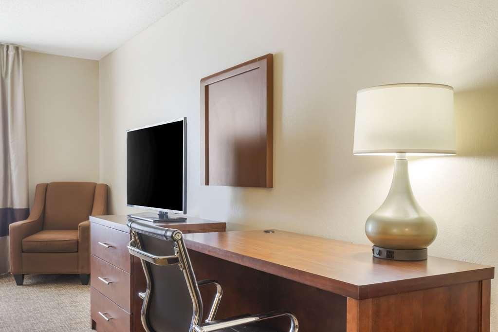 Comfort Inn & Suites Блайтвилл Номер фото