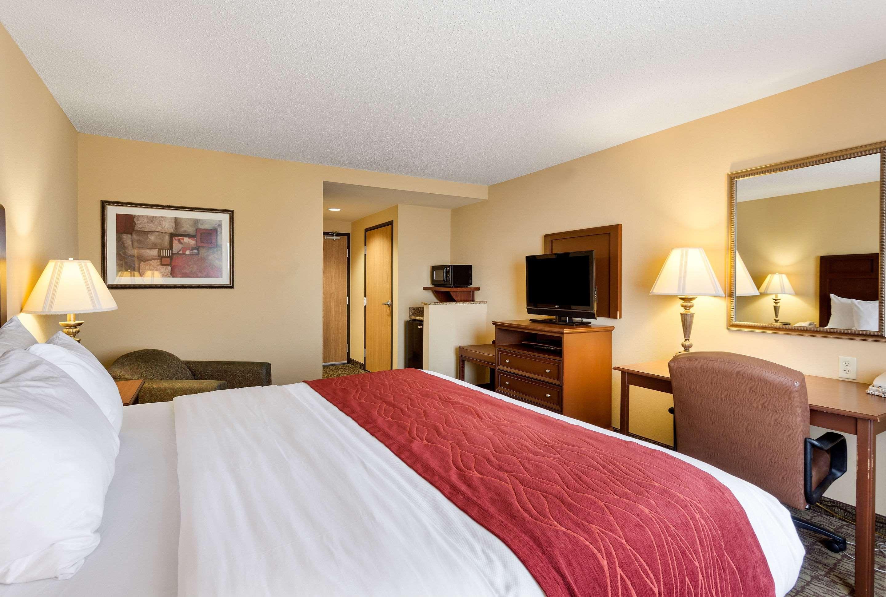 Comfort Inn & Suites Блайтвилл Экстерьер фото
