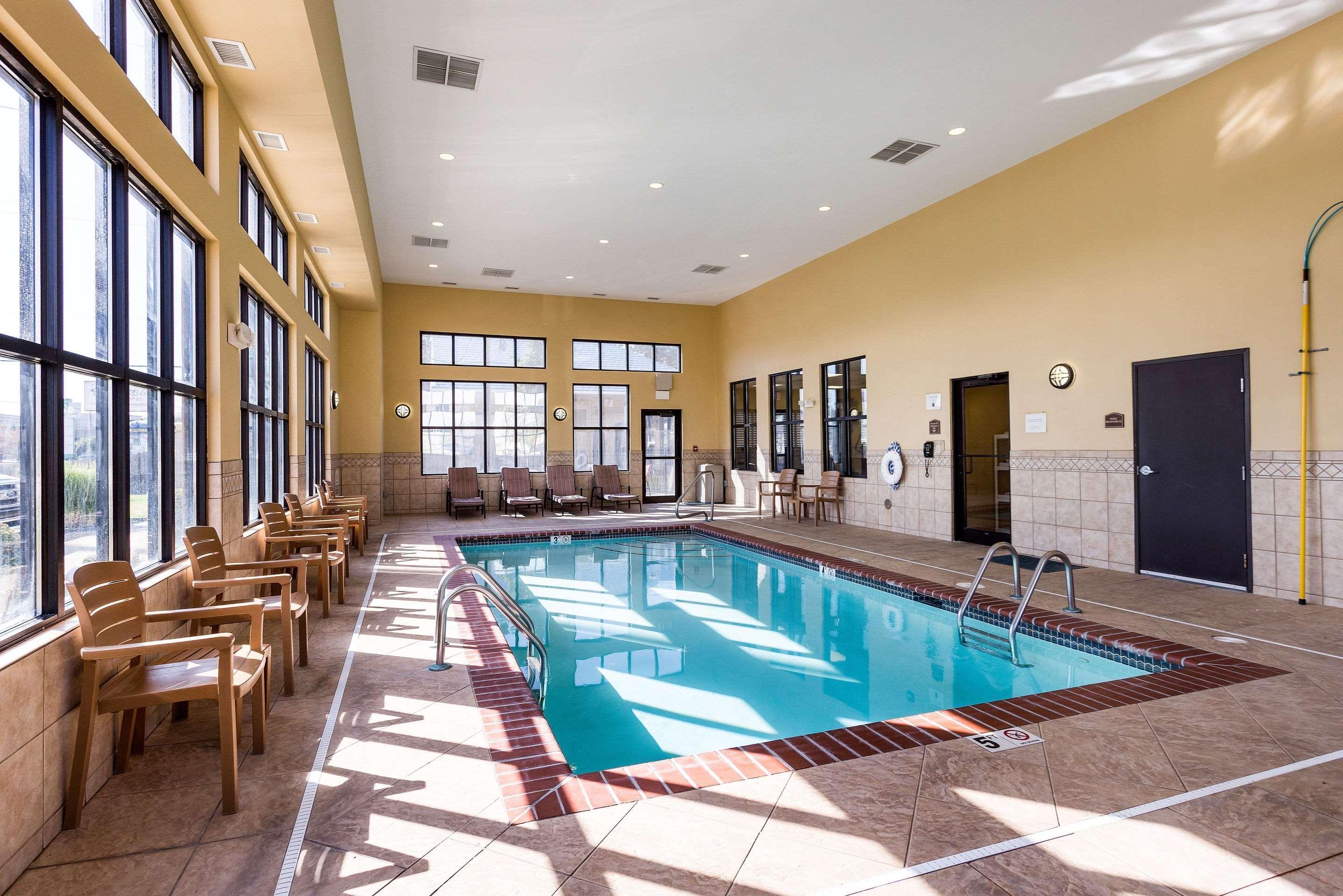 Comfort Inn & Suites Блайтвилл Экстерьер фото